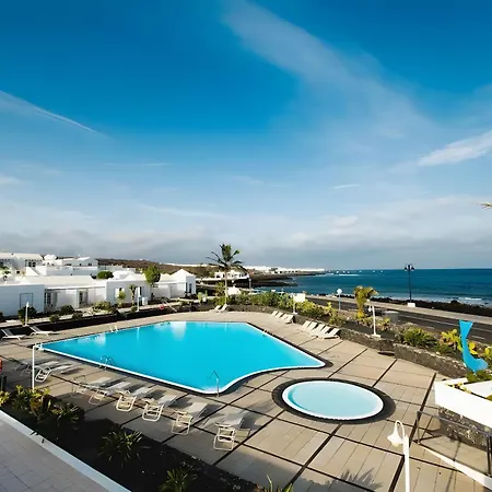 11 - Caleta Campos * Arrieta (Lanzarote)